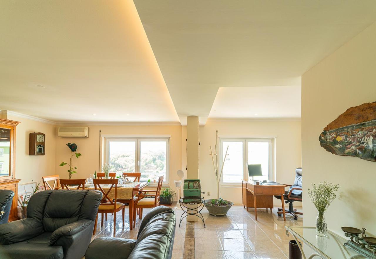 Family Comfort House Seixal  Εξωτερικό φωτογραφία